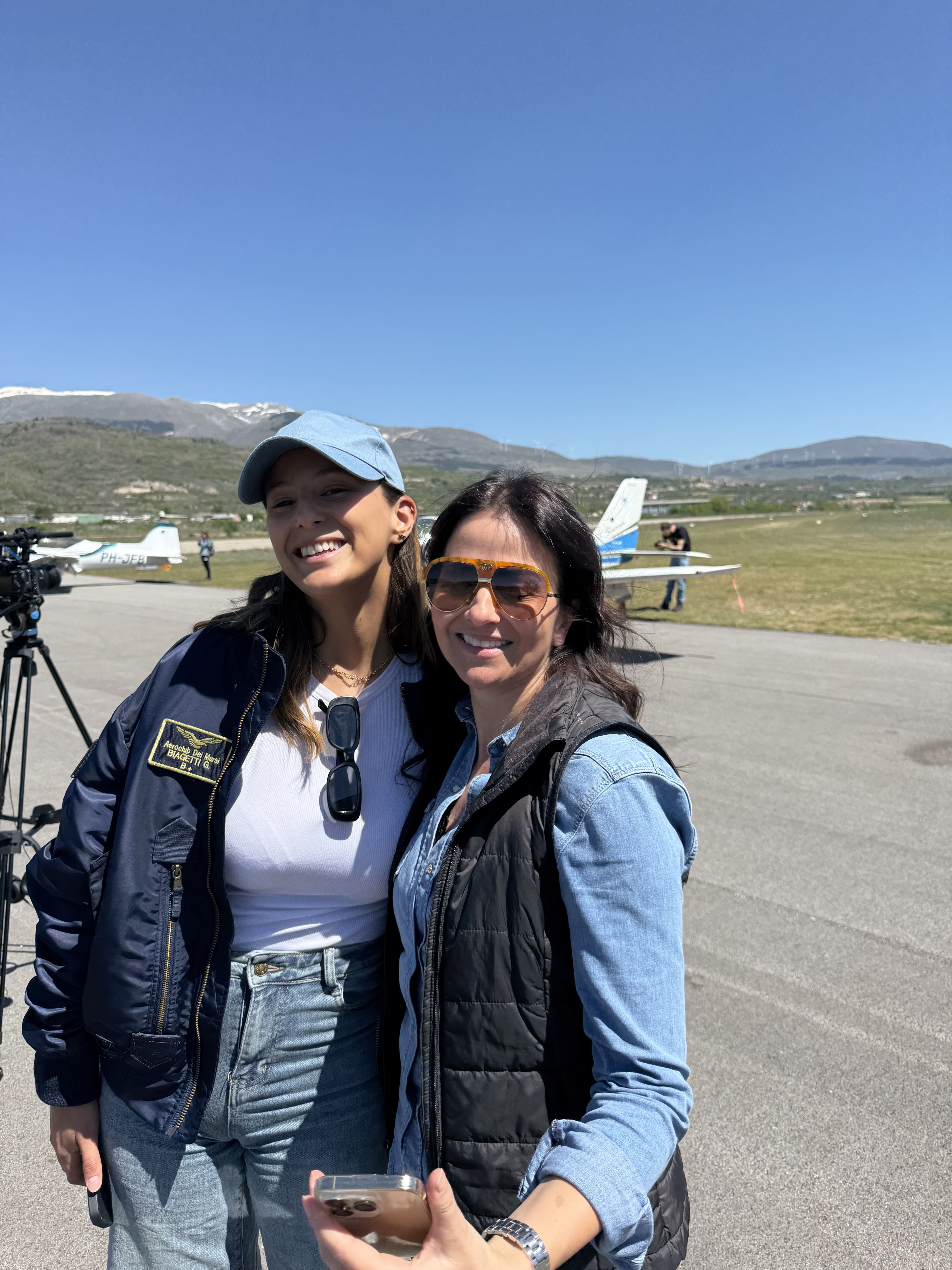 Due partecipanti all'iniziativa Donne in Volo